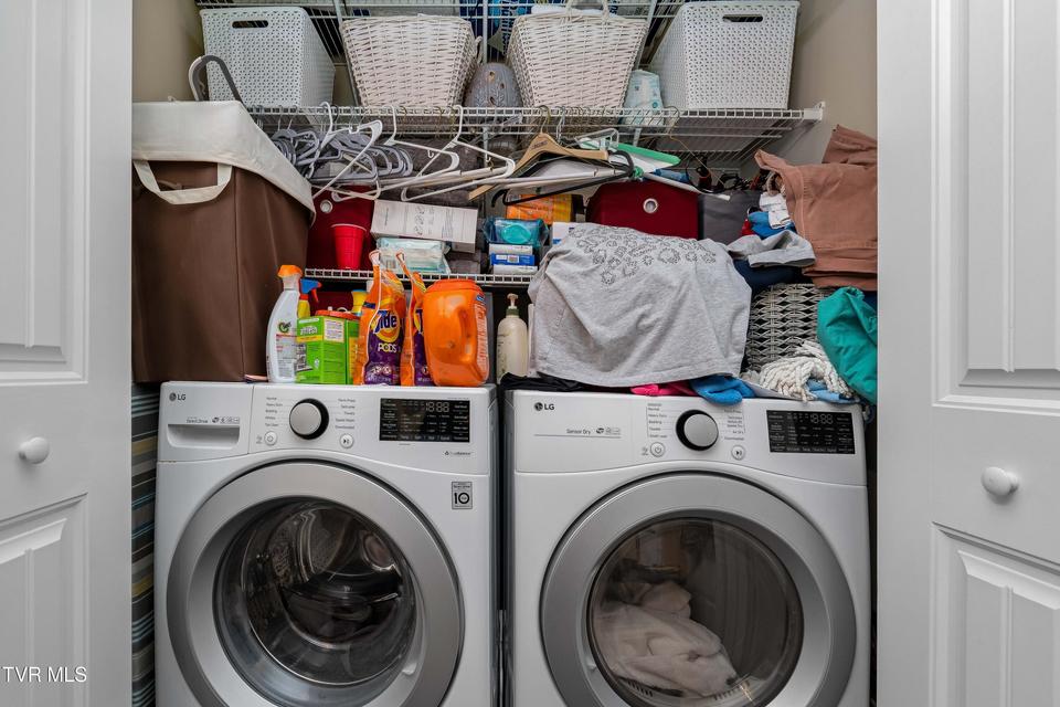 Photo #36: 1227 Quaker Run