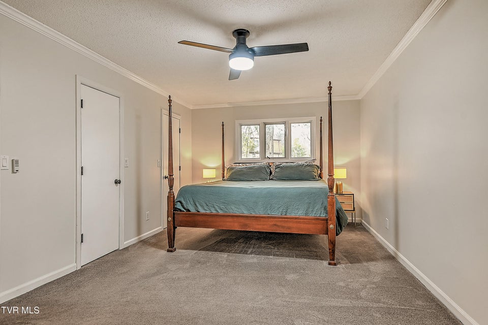 Photo #48: 149 Kingsbridge 