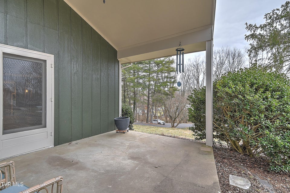 Photo #54: 149 Kingsbridge 