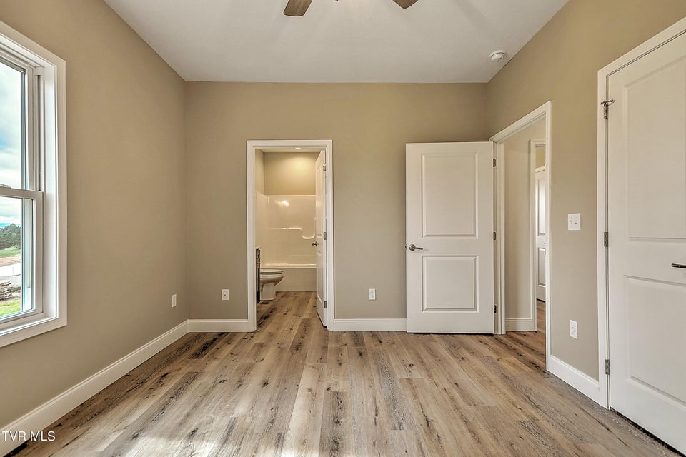 Photo #34: 185 Red Tail Ridge