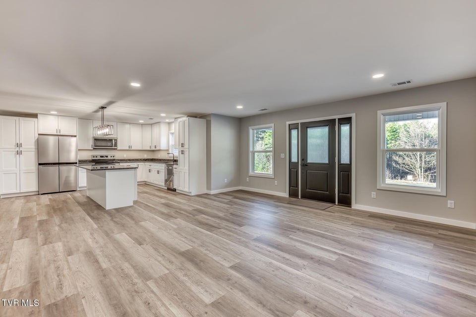 Photo #12: 1105 Laurelwood Lane