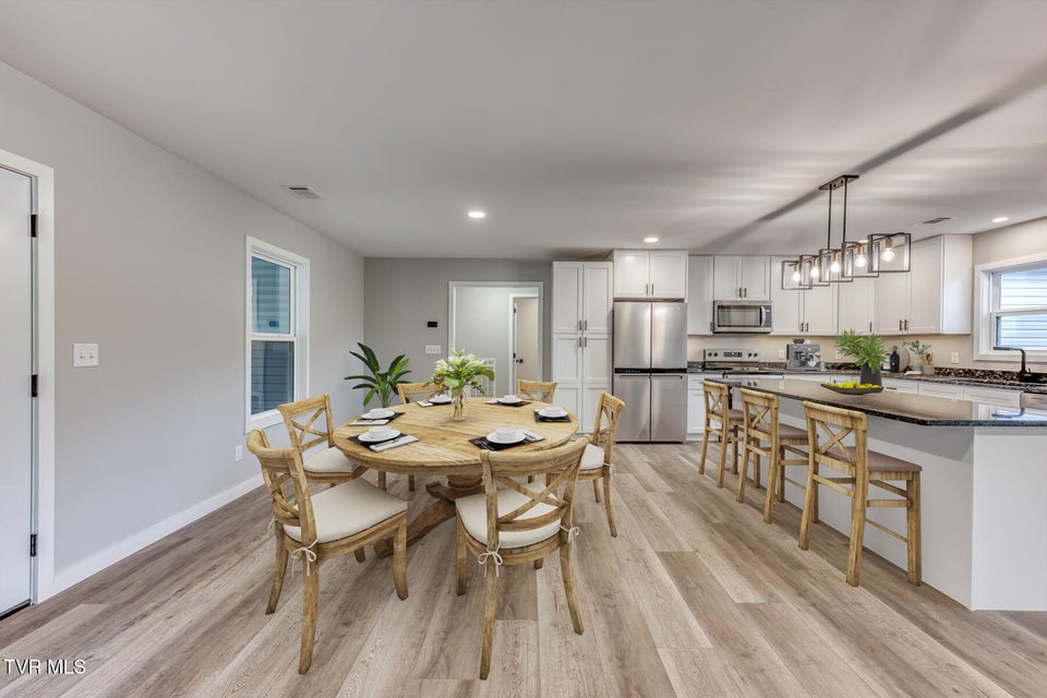 Photo #16: 1105 Laurelwood Lane