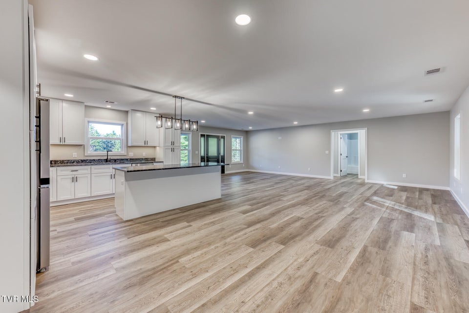 Photo #18: 1105 Laurelwood Lane