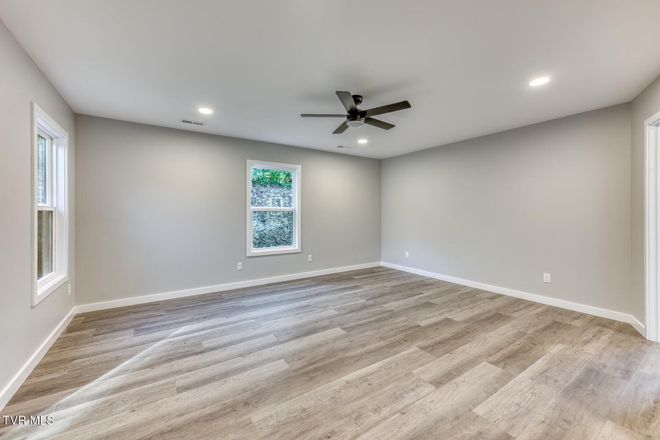 Photo #30: 1105 Laurelwood Lane