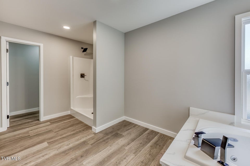 Photo #38: 1105 Laurelwood Lane