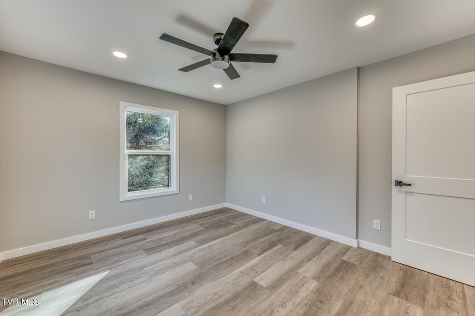 Photo #44: 1105 Laurelwood Lane