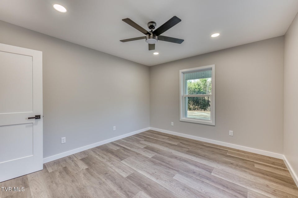 Photo #48: 1105 Laurelwood Lane