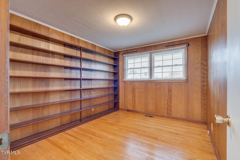 Photo #21: 817 Mimosa Drive