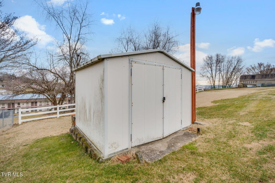 Photo #30: 817 Mimosa Drive