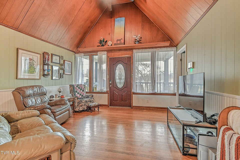 Photo #8: 10342 Redwood Circle