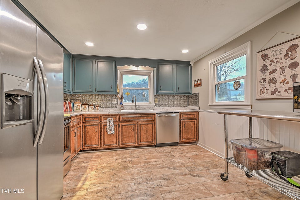 Photo #14: 10342 Redwood Circle