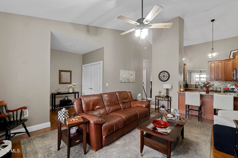 Photo #9: 132 Southridge Drive