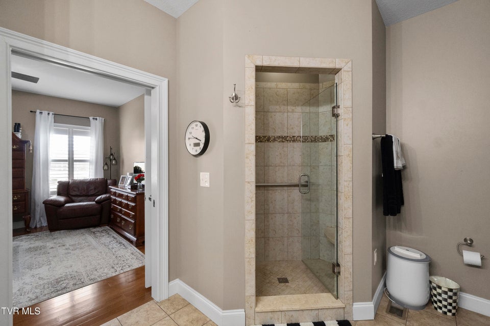 Photo #26: 132 Southridge Drive