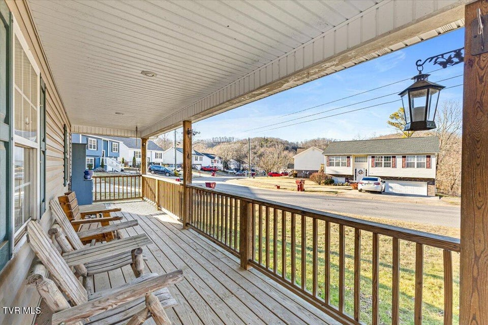 Photo #11: 1069 Snowden Terrace