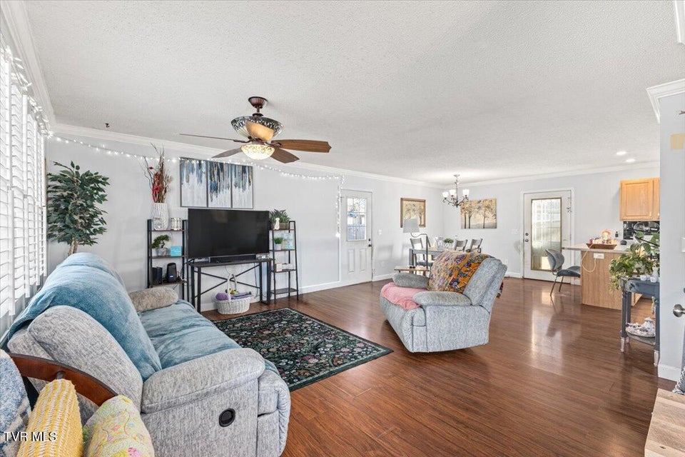 Photo #4: 1069 Snowden Terrace