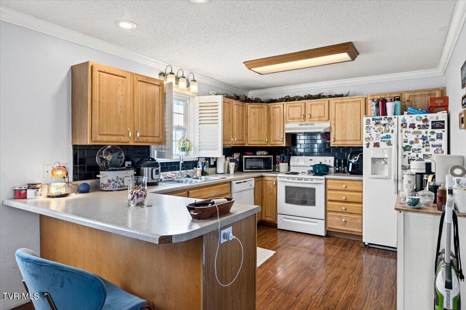 Photo #29: 1069 Snowden Terrace