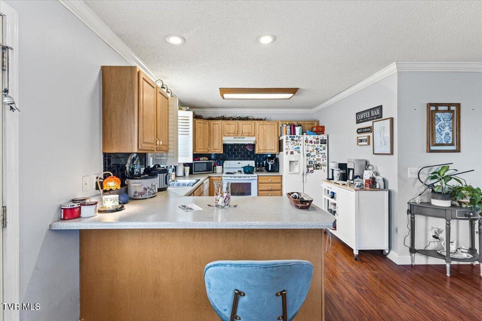 Photo #2: 1069 Snowden Terrace