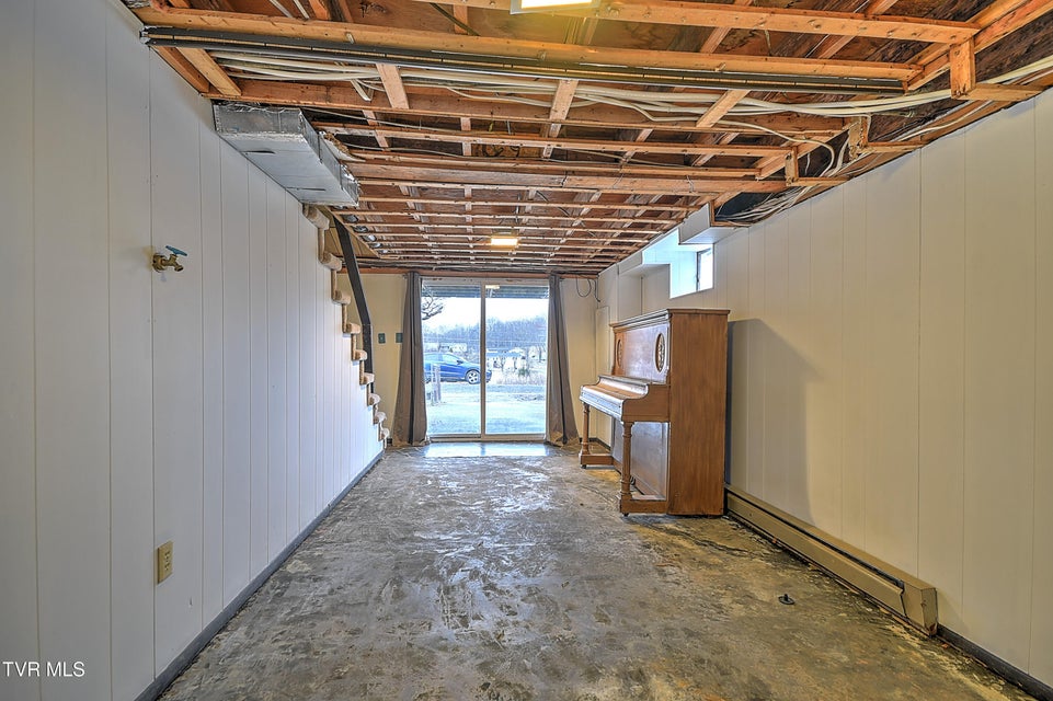 Photo #32: 10342 Redwood Circle