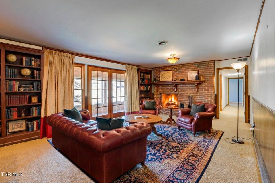 Photo #29: 416 Manderley Road