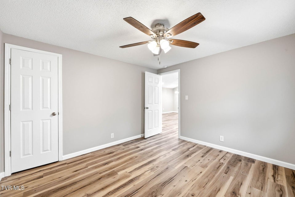 Photo #9: 68 Harold Cemetery Road