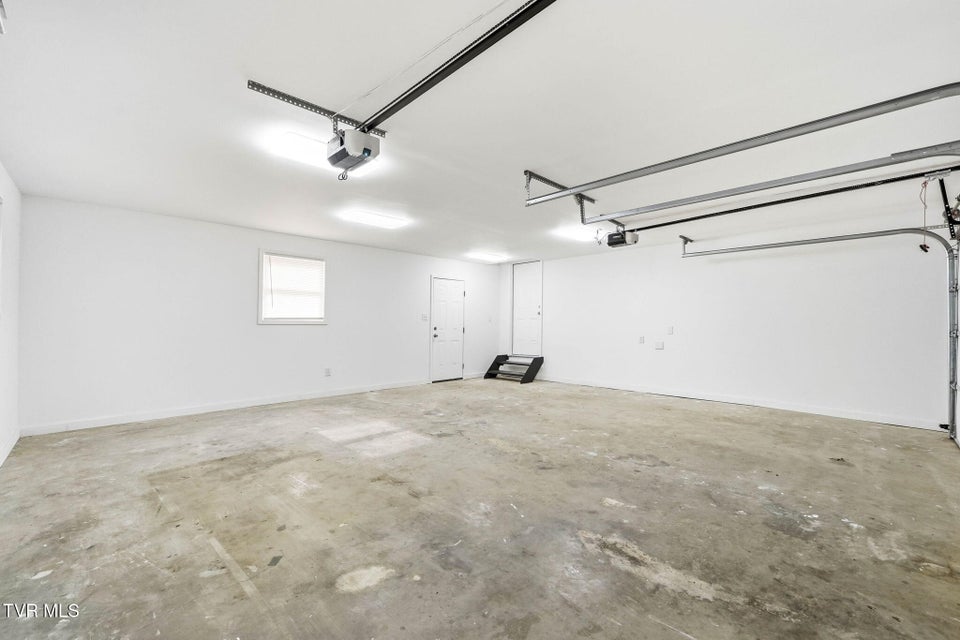 Photo #22: 68 Harold Cemetery Road