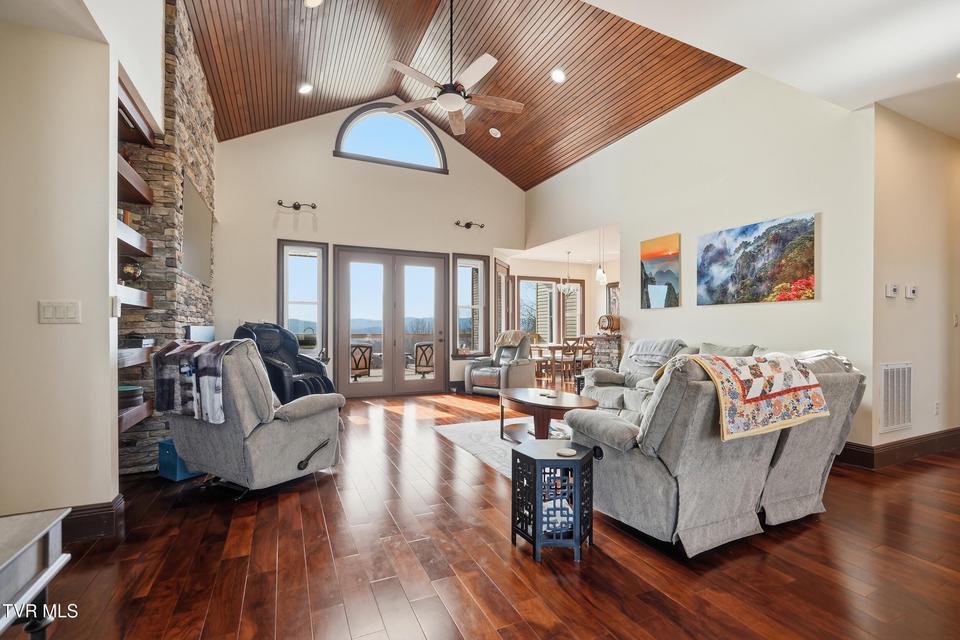 Photo #10: 290 Spyglass Drive