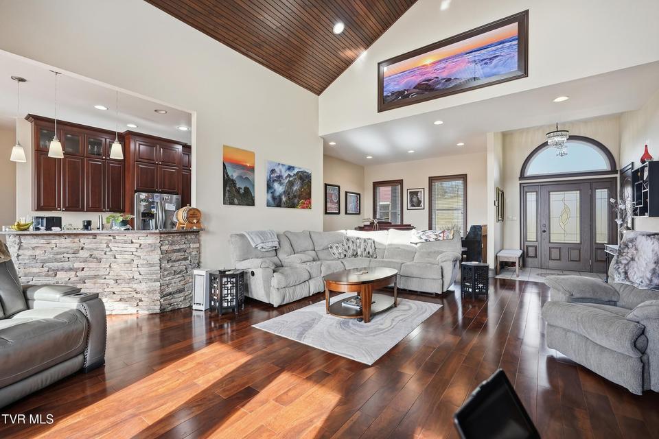 Photo #13: 290 Spyglass Drive