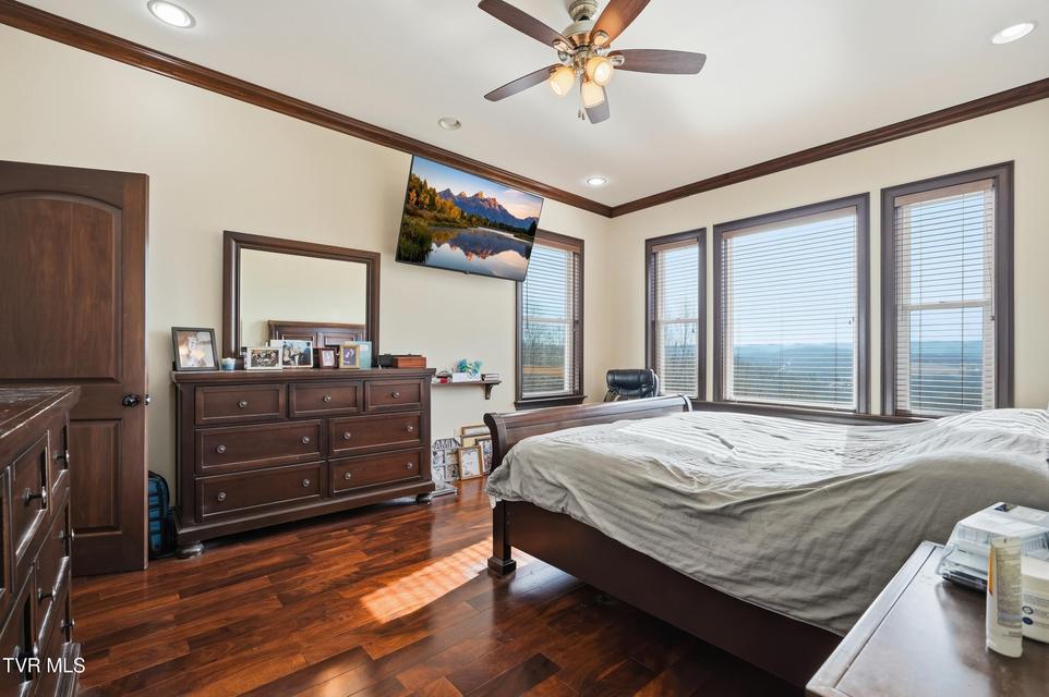 Photo #22: 290 Spyglass Drive