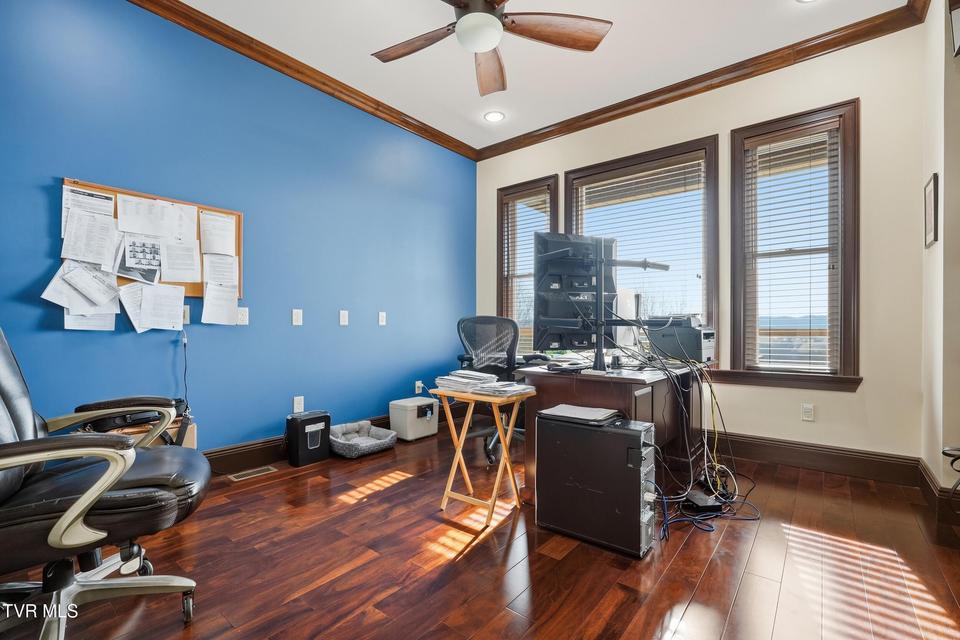 Photo #37: 290 Spyglass Drive