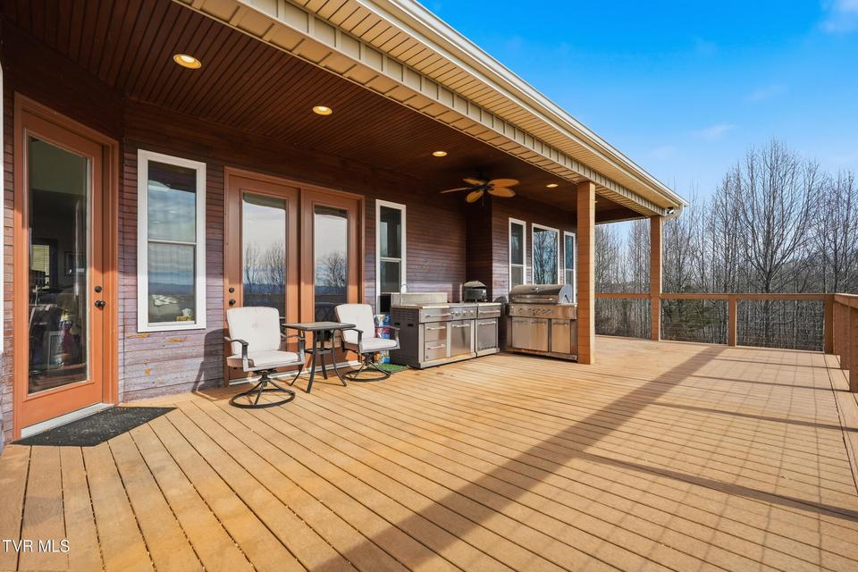 Photo #40: 290 Spyglass Drive