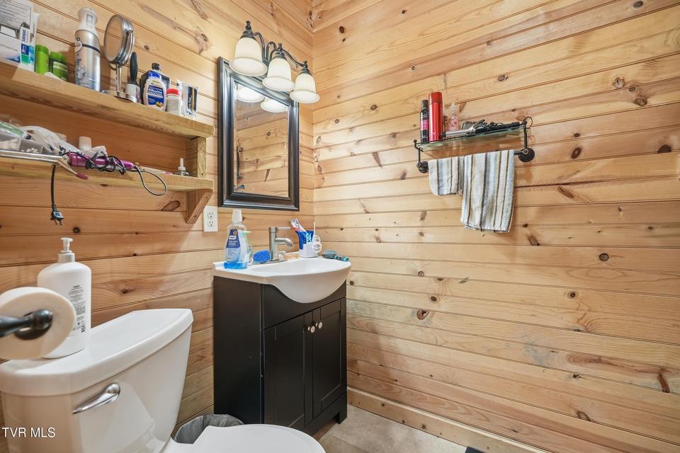 Photo #61: 290 Spyglass Drive