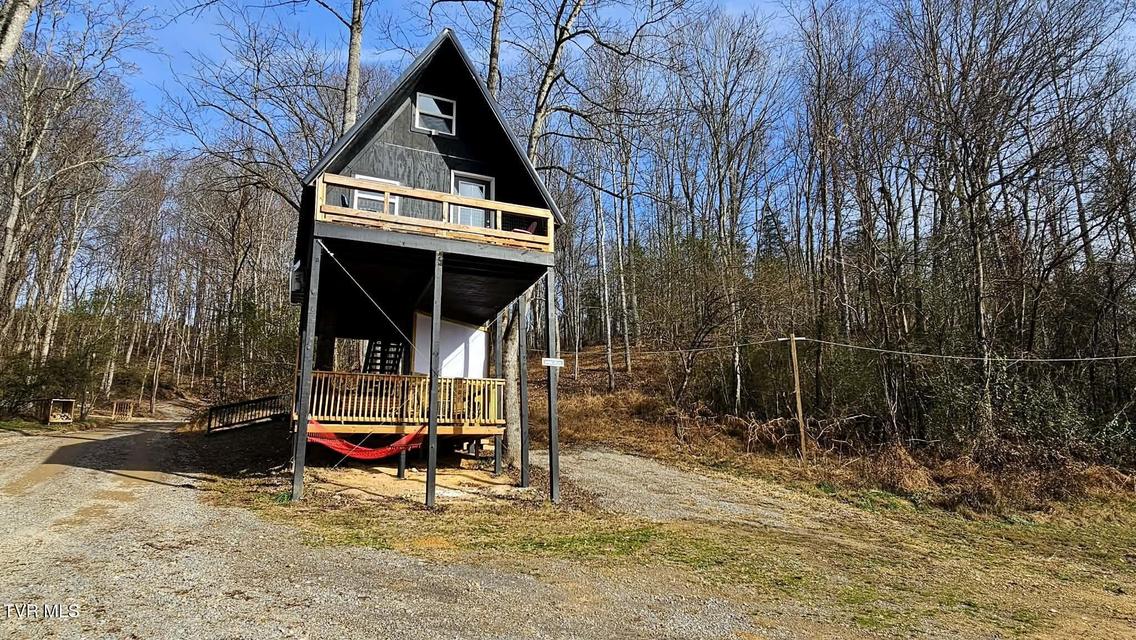 Photo #76: 290 Spyglass Drive