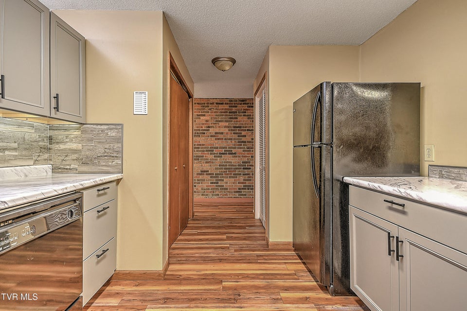 Photo #19: 500 Fleetwood Drive