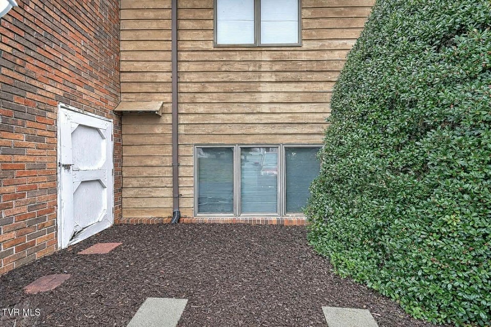 Photo #28: 500 Fleetwood Drive