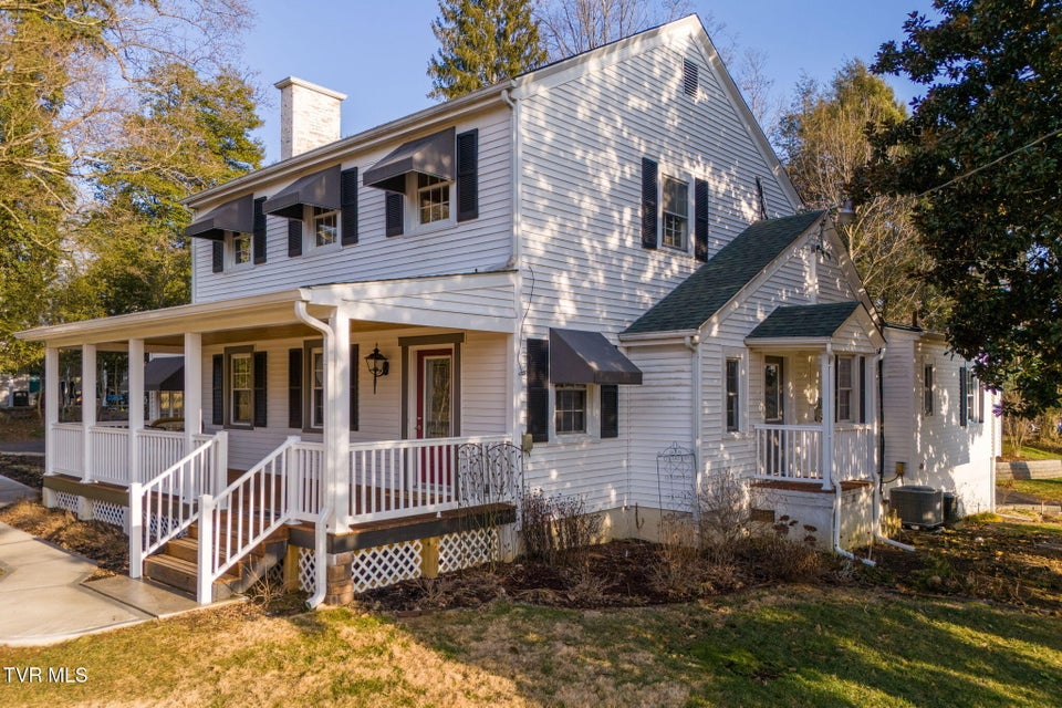 Photo #10: 2111 Lee Highway