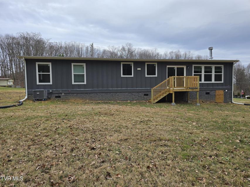 Photo #42: 2739 Siam Road