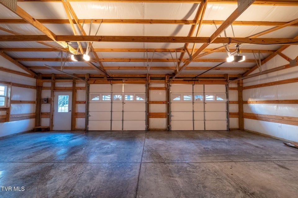 Photo #83: 2111 Lee Highway