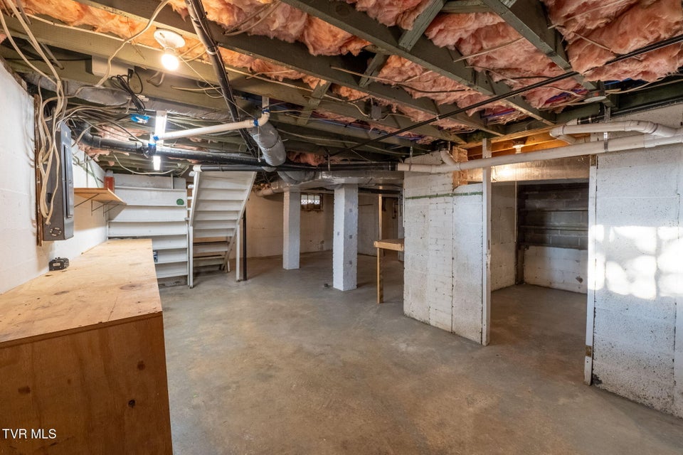 Photo #85: 2111 Lee Highway