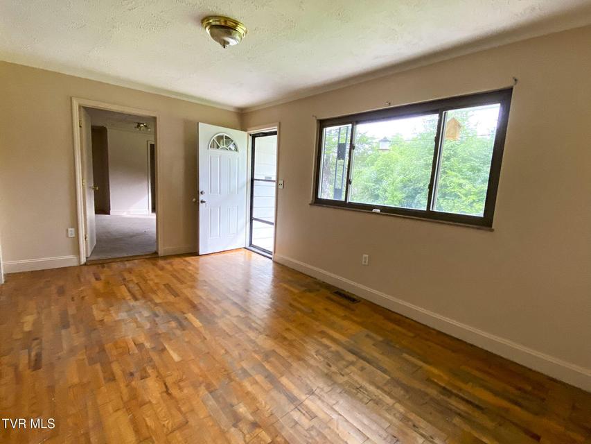 Photo #2: 1166 Lake Drive