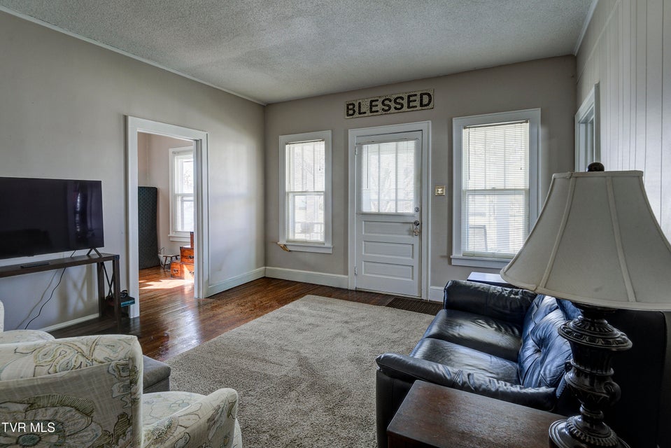 Photo #2: 1749 Virginia Avenue