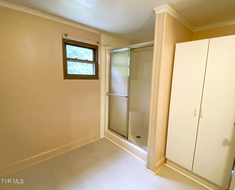 Photo #7: 1166 Lake Drive