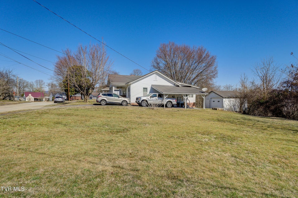 Photo #38: 1749 Virginia Avenue