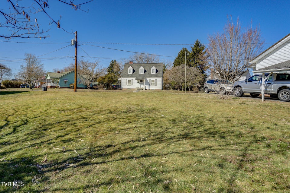 Photo #40: 1749 Virginia Avenue