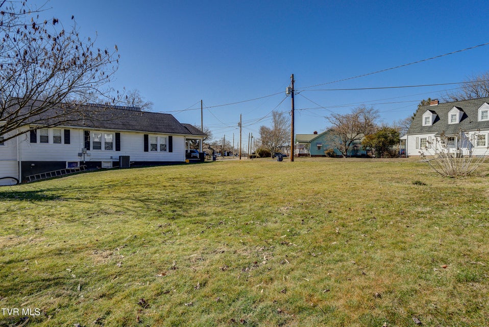 Photo #41: 1749 Virginia Avenue