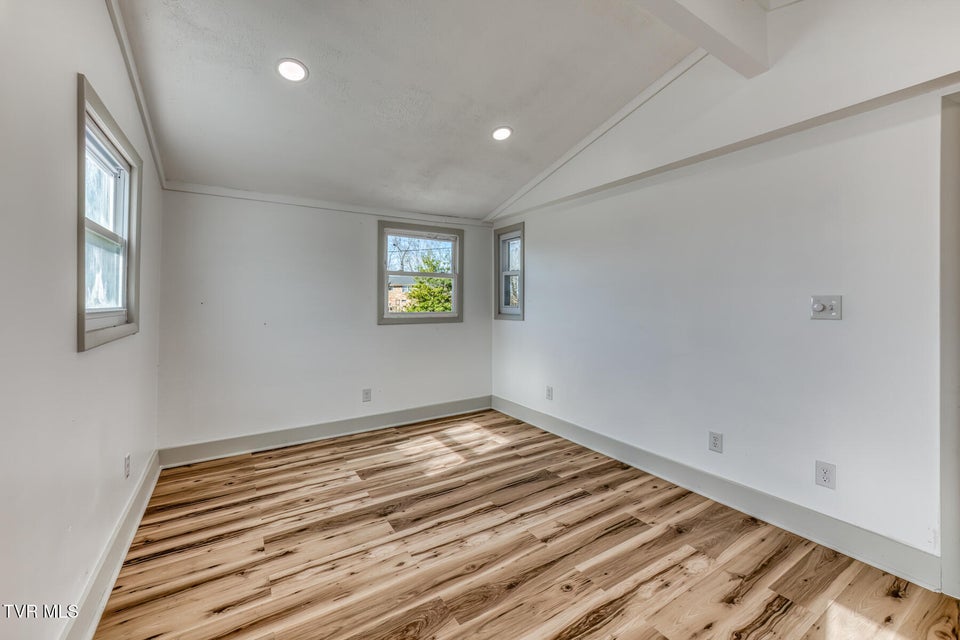 Photo #17: 438 Hartshaw Drive