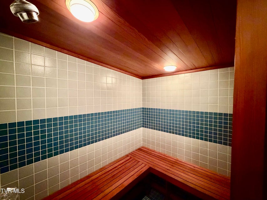 Photo #57: 244 Roscommon Drive