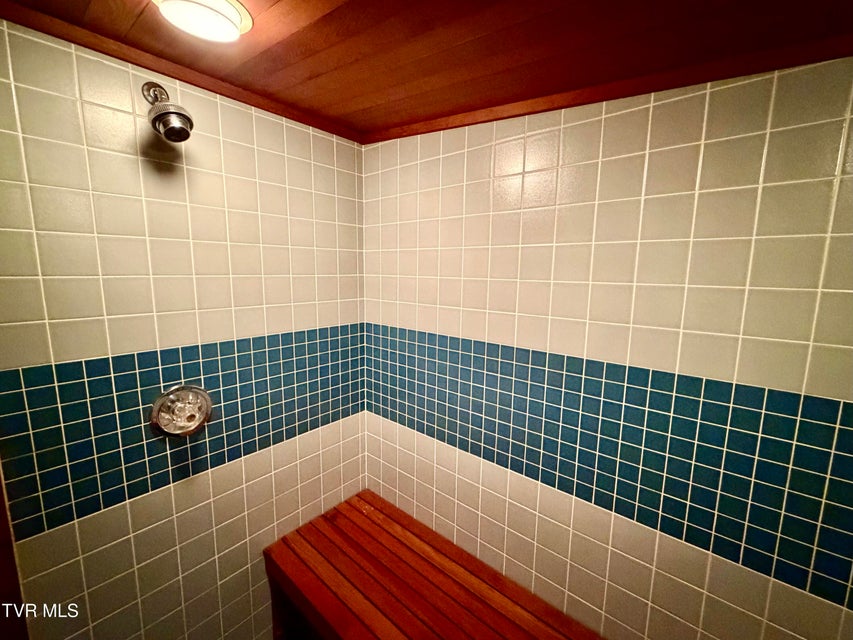 Photo #56: 244 Roscommon Drive