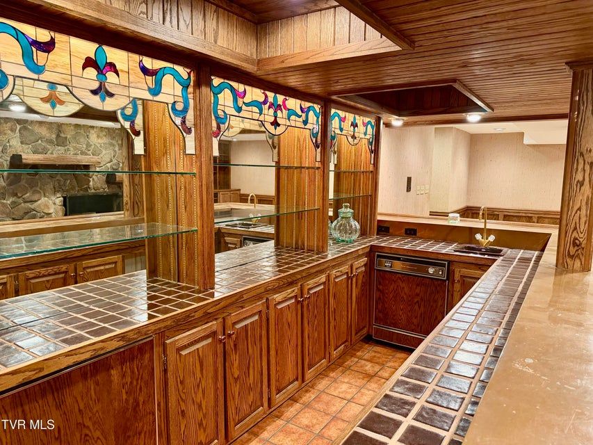 Photo #49: 244 Roscommon Drive