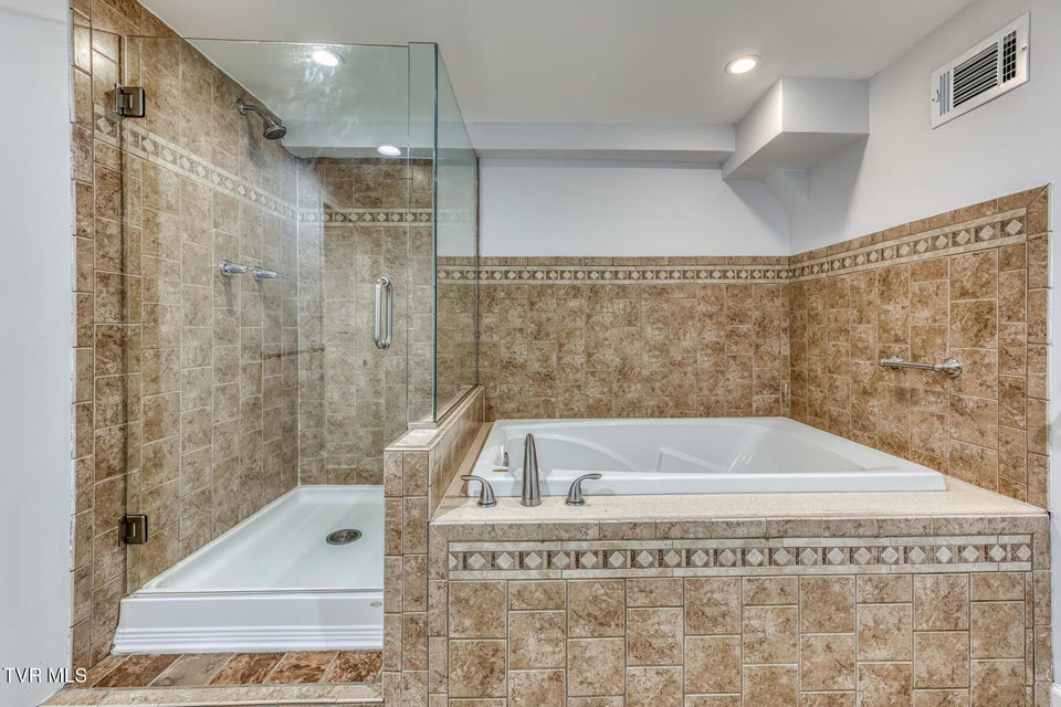 Photo #39: 4300 Brockwood Drive