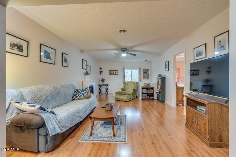 Photo #3: 127 Clay Drive